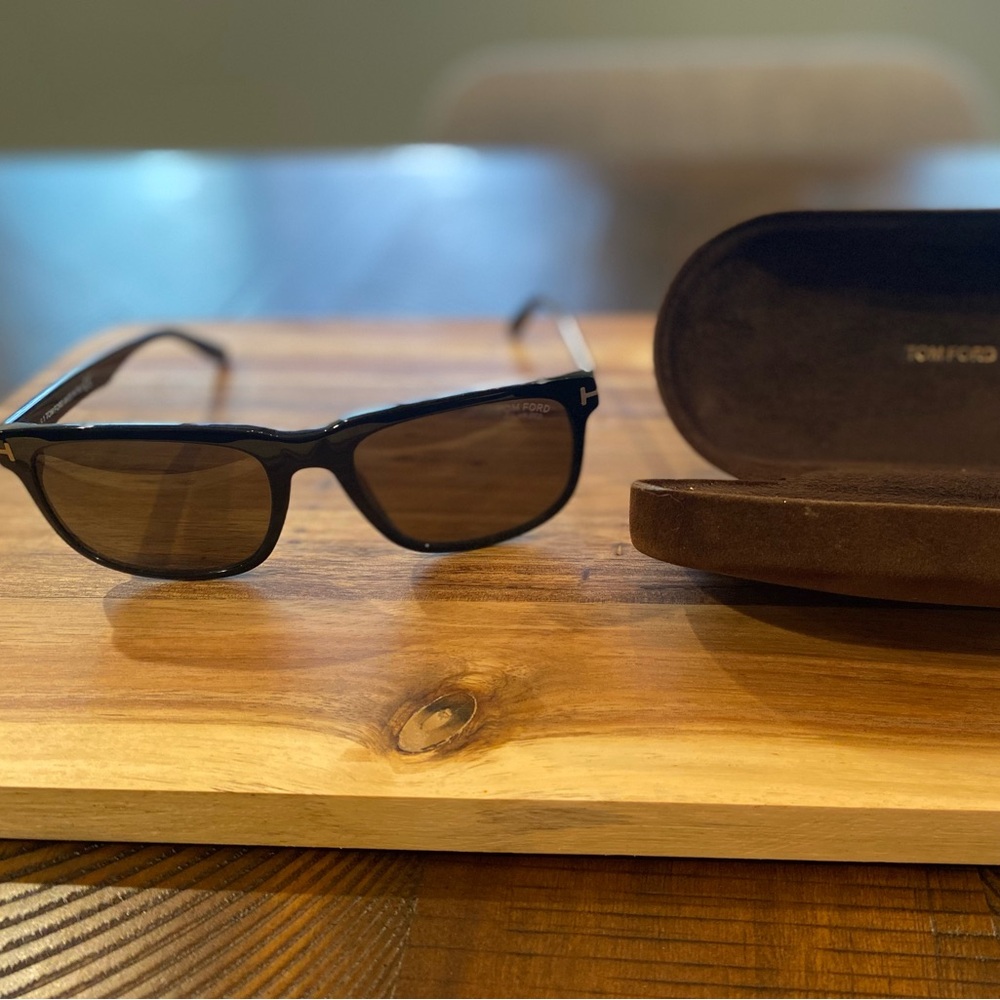 Tom Ford Stephenson Polarized Black Sunglasses with Brown Case